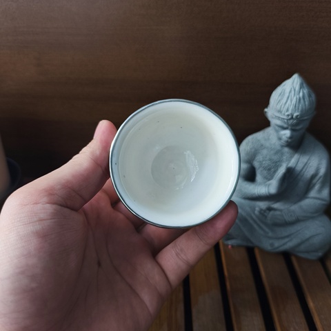 古玩陶瓷晚明德化窯白釉杯真品鑒賞圖