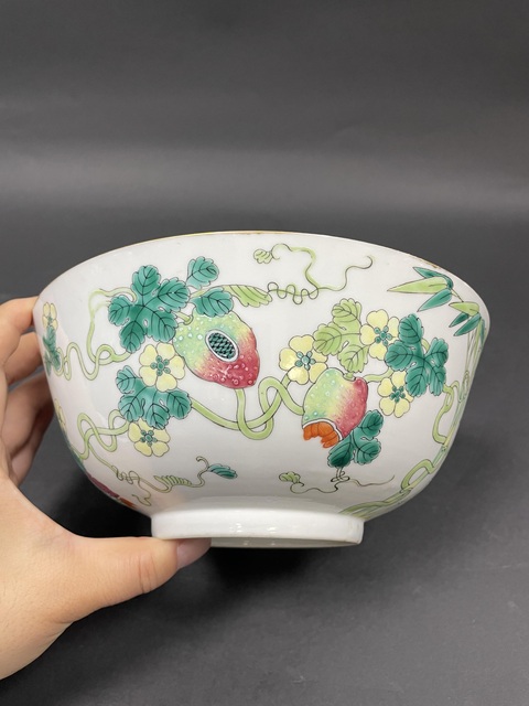 古玩陶瓷粉彩癩瓜碗真品鑒賞圖