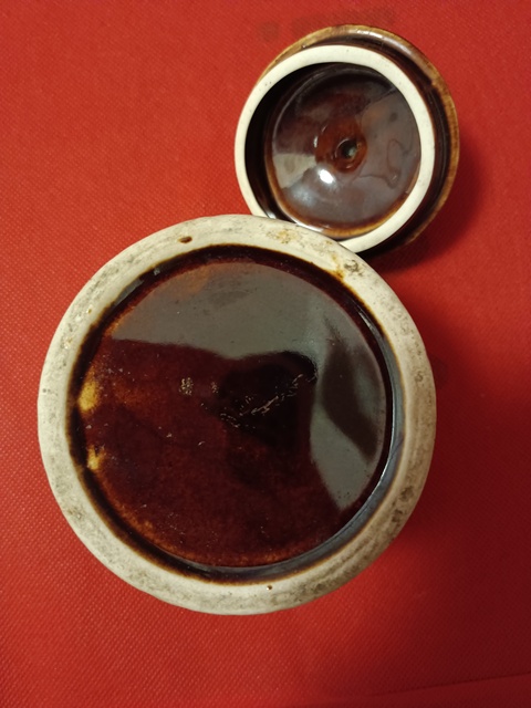 古玩陶瓷褐釉蓋罐真品鑒賞圖