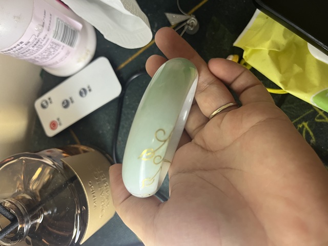 古玩玉器翡翠手鐲真品鑒賞圖