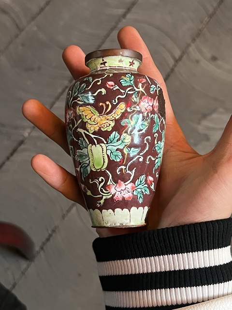 古玩陶瓷銅胎畫琺瑯小瓶真品鑒賞圖