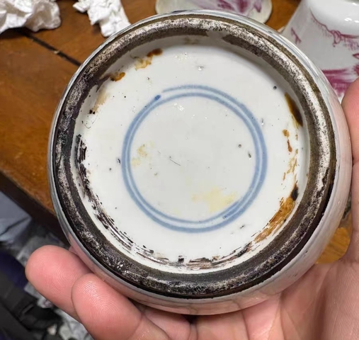 古玩陶瓷人物紋青花罐真品鑒賞圖