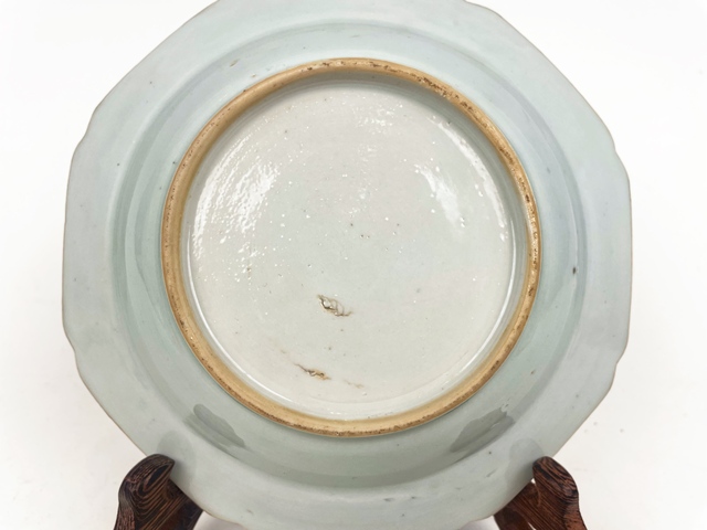 古玩陶瓷清中早期·青花山水樓閣紋折沿八方盤拍賣,當前價格198元