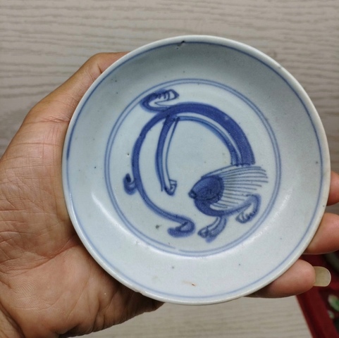 古玩陶瓷青花螭龍紋盤真品鑒賞圖