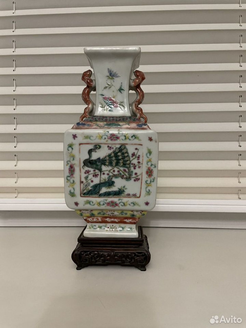 古玩陶瓷花鳥紋粉彩瓶真品鑒賞圖