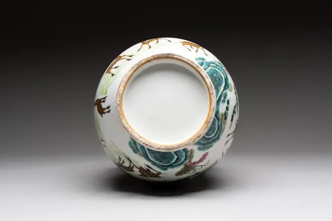 古玩陶瓷粉彩十八鹿封侯紋鹿頭尊真品鑒賞圖