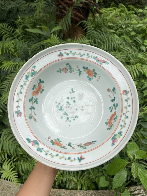 古玩陶瓷粉彩折枝花卉紋凈手盆真品鑒賞圖