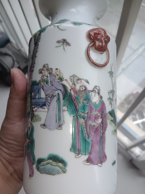 古玩陶瓷清晚期 粉彩百忍堂瓶真品鑒賞圖