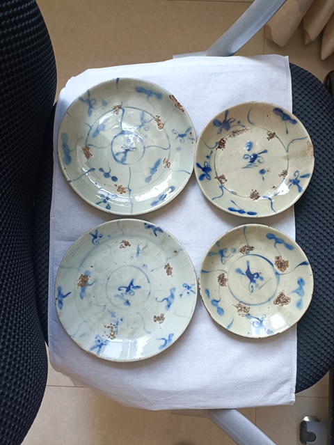 古玩陶瓷清代如意靈芝紋青花盤拍賣，當前價格68元