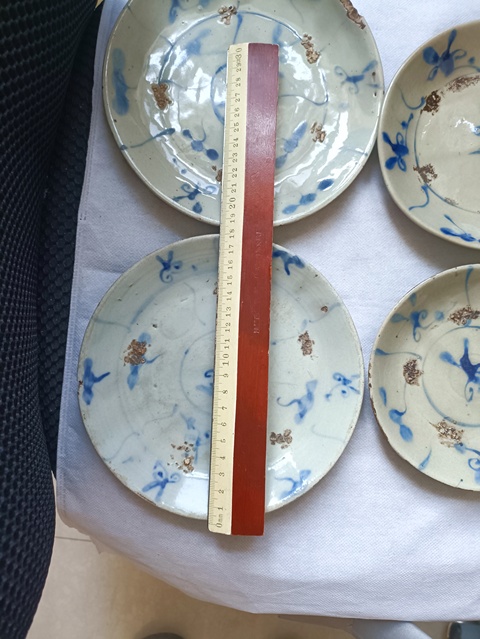 古玩陶瓷清代如意靈芝紋青花盤拍賣，當前價格68元