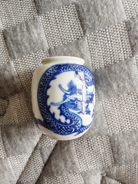 古玩陶瓷青花龍紋罐真品鑒賞圖