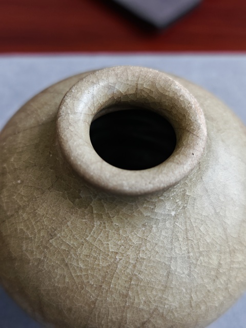 古玩陶瓷宋元龍泉窯水盂真品鑒賞圖