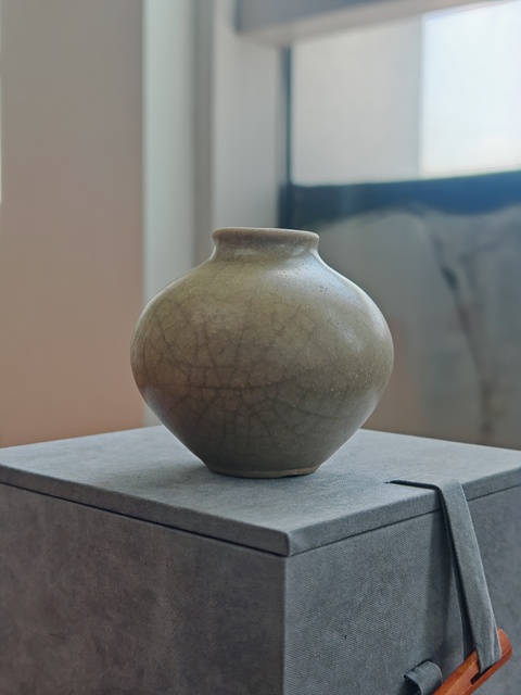 古玩陶瓷宋元龍泉窯水盂真品鑒賞圖