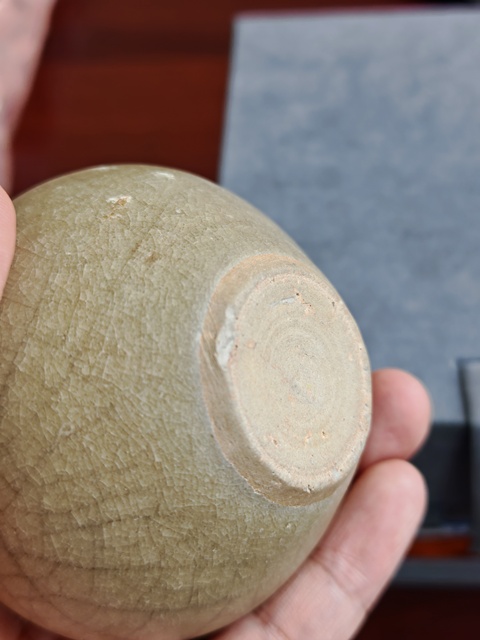 古玩陶瓷宋元龍泉窯水盂真品鑒賞圖