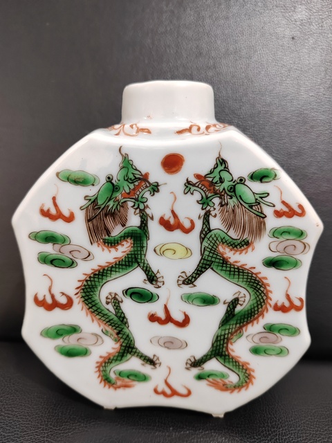 古玩陶瓷五彩龍紋茶葉罐真品鑒賞圖