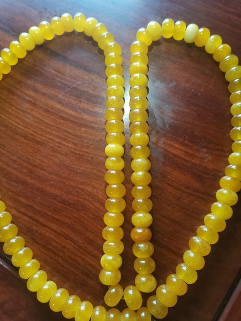古玩玉器黃龍玉珠串拍賣,當(dāng)前價(jià)格480元