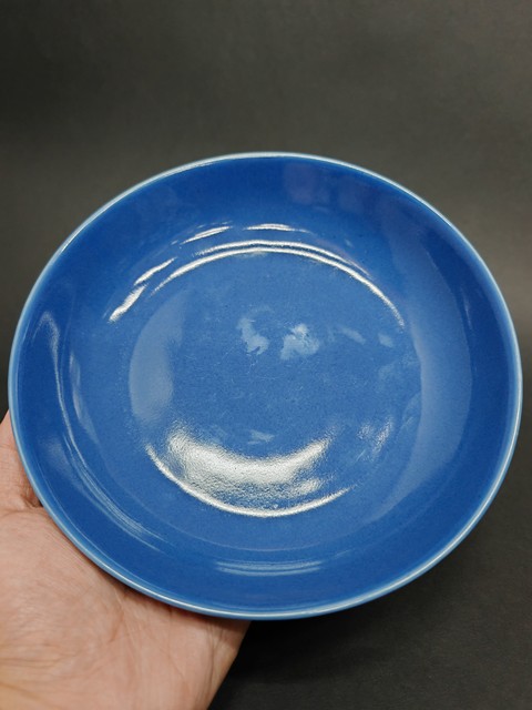 古玩陶瓷霽藍釉盤真品鑒賞圖