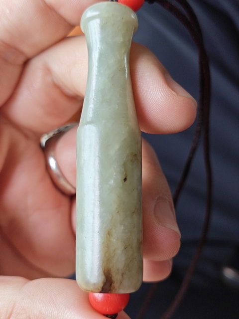 古玩玉器和田玉雕“素紋煙嘴”真品鑒賞圖