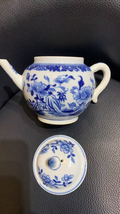 古玩陶瓷青花執壺真品鑒賞圖