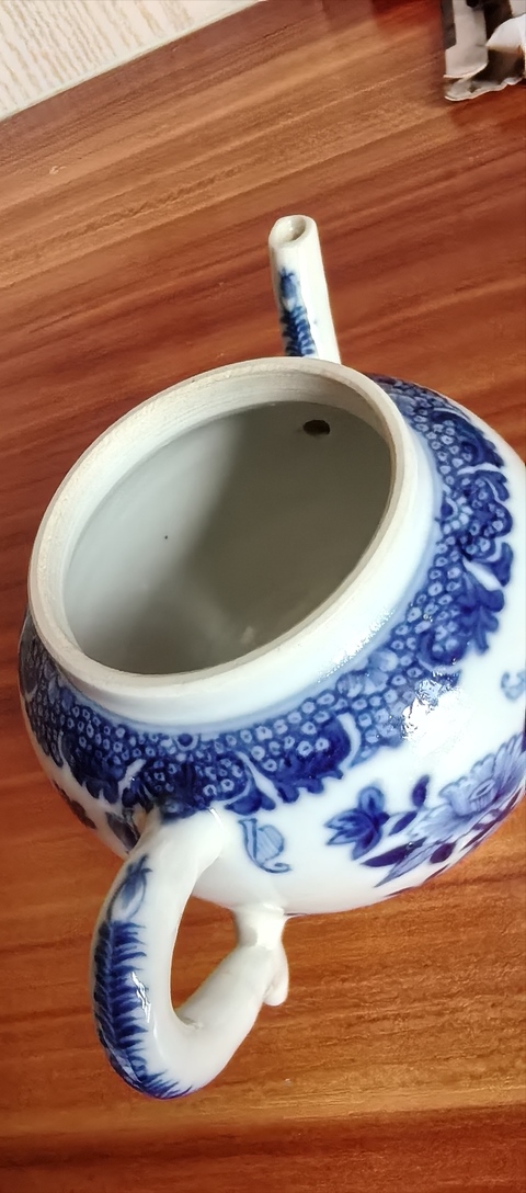 古玩陶瓷青花執壺真品鑒賞圖