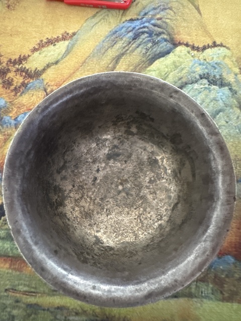 古玩銅器白銅奶茶碗真品鑒賞圖