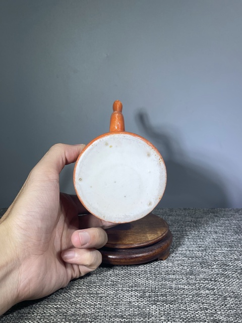 古玩陶瓷清晚期.珊 瑚 紅 留白竹子詩文酒壺(落款‘戊子年’ 即光緒14年)拍賣,當(dāng)前價(jià)格650元
