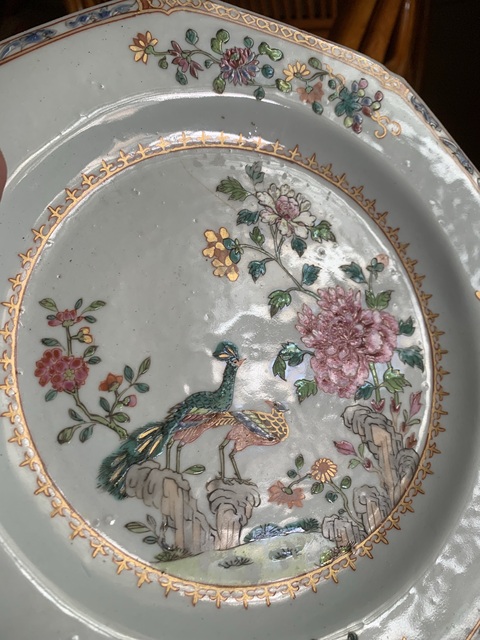 古玩陶瓷清乾隆 粉彩鳳穿牡丹折沿盤真品鑒賞圖