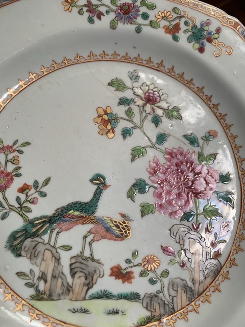 古玩陶瓷清乾隆 粉彩鳳穿牡丹折沿盤真品鑒賞圖