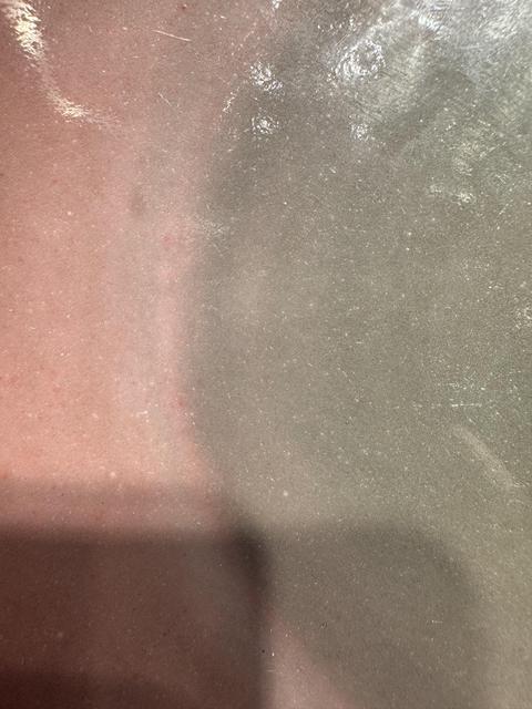 古玩陶瓷霽紅釉盤真品鑒賞圖