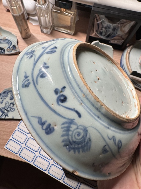 古玩陶瓷魚藻紋青花盤真品鑒賞圖