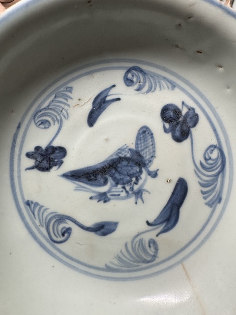 古玩陶瓷魚藻紋青花盤真品鑒賞圖