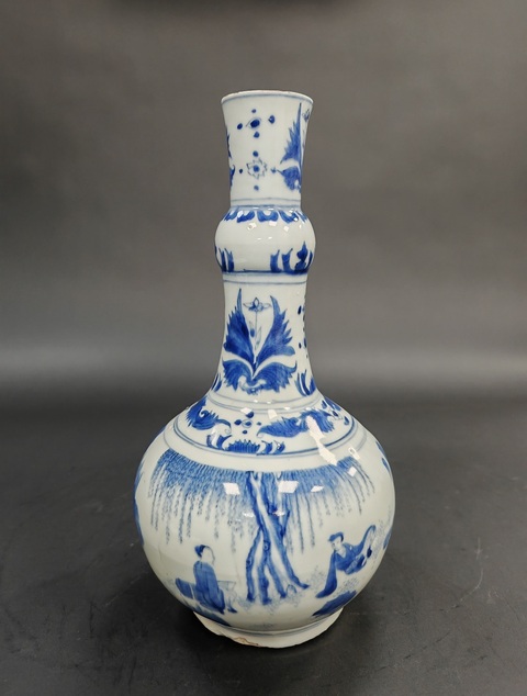 古玩陶瓷青花人物故事紋蒜頭瓶真品鑒賞圖