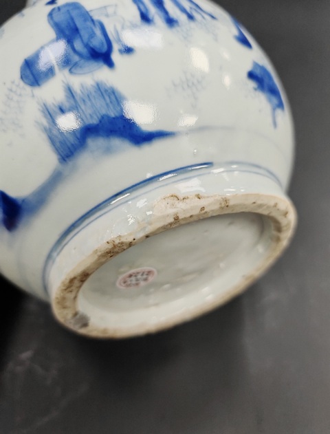 古玩陶瓷青花人物故事紋蒜頭瓶真品鑒賞圖