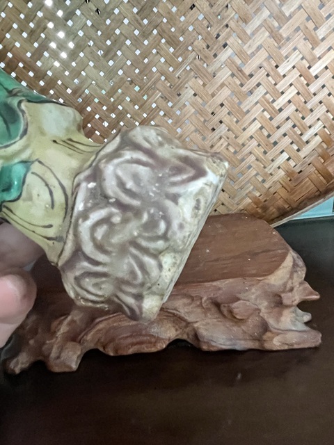 古玩陶瓷觀音塑像真品鑒賞圖