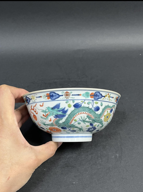 古玩陶瓷青花五彩龍鳳紋碗真品鑒賞圖