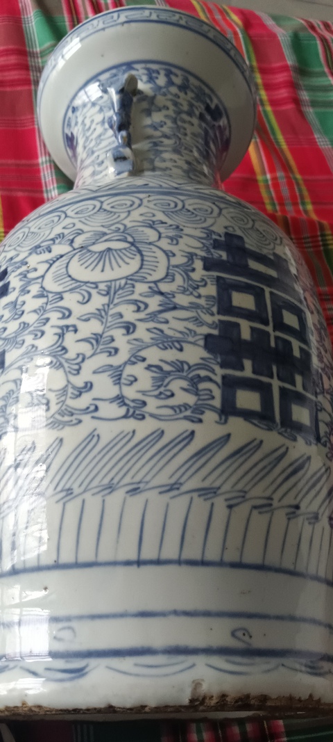 古玩陶瓷青花淡描花卉紋喜字盤口瓶拍賣，當前價格3500元
