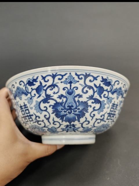 古玩陶瓷青花福壽喜字碗真品鑒賞圖