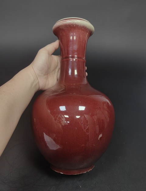 古玩陶瓷紅釉蒜頭瓶真品鑒賞圖
