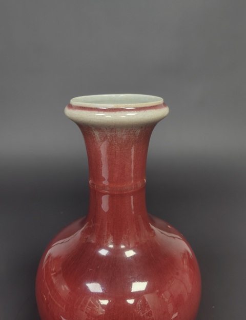 古玩陶瓷紅釉蒜頭瓶真品鑒賞圖
