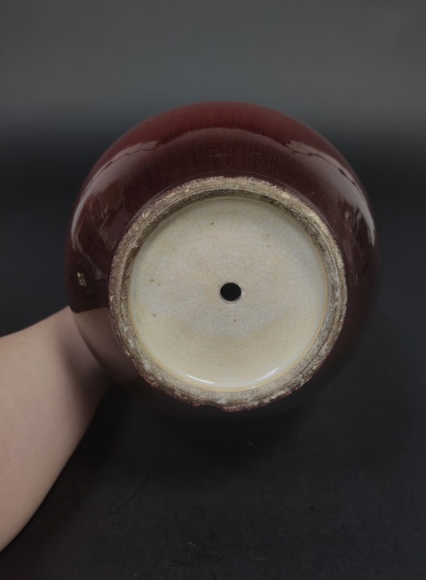 古玩陶瓷紅釉蒜頭瓶真品鑒賞圖