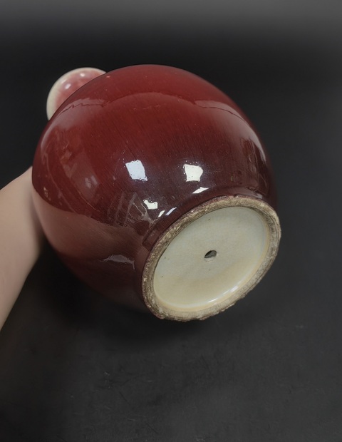 古玩陶瓷紅釉蒜頭瓶真品鑒賞圖