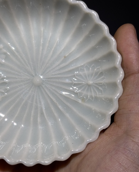 古玩陶瓷印花盤真品鑒賞圖