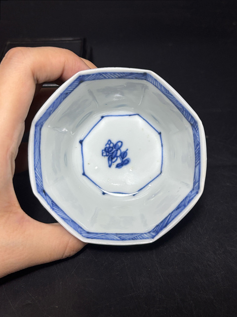 古玩陶瓷清康熙 青花山水樓閣高士圖大八方杯拍賣(mài)，當(dāng)前價(jià)格1880元
