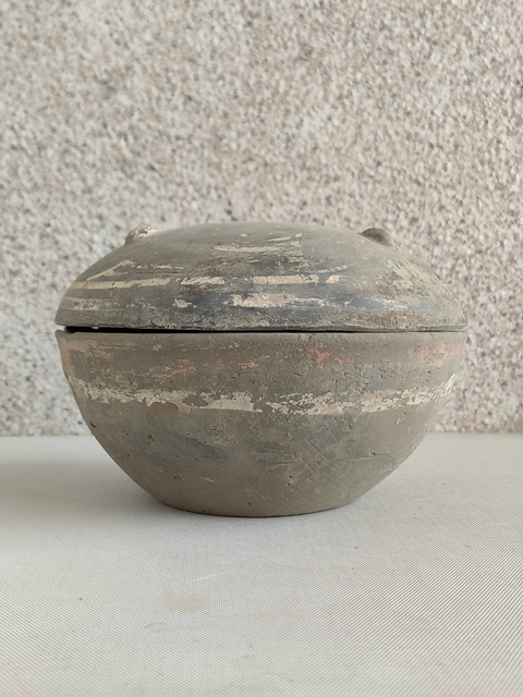 古玩陶瓷灰陶彩繪蓋盒拍賣,當前價格550元