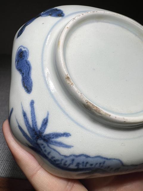 古玩陶瓷青花加彩過墻龍倭角碟真品鑒賞圖