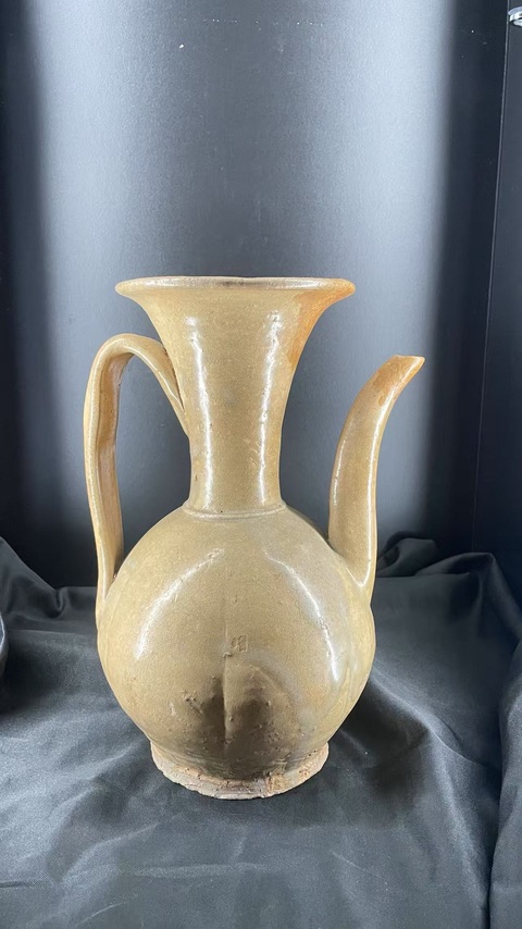 古玩陶瓷青瓷執(zhí)壺真品鑒賞圖