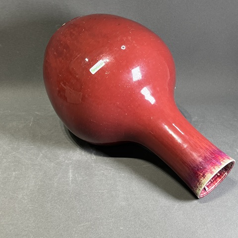 古玩陶瓷窯變紅釉天球瓶真品鑒賞圖