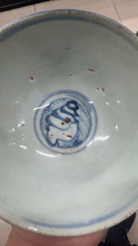 古玩陶瓷花繪青花碗真品鑒賞圖