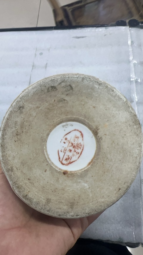 古玩陶瓷花繪帽桶真品鑒賞圖