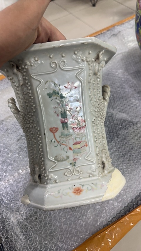 古玩陶瓷珍珠白釉花盆真品鑒賞圖